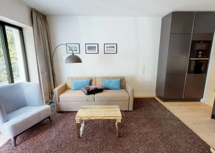 Apartment White Pearl 3.08